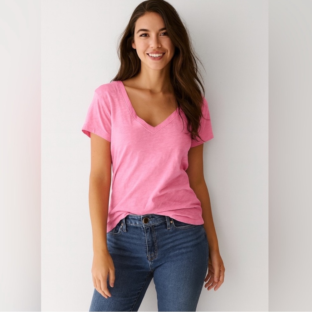 Express V-Neck Tee XS NWOT
